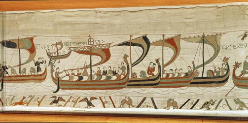 El Duque Guillermo y la flota de invasión normanda cruzan el canal, Tapiz de Bayeux